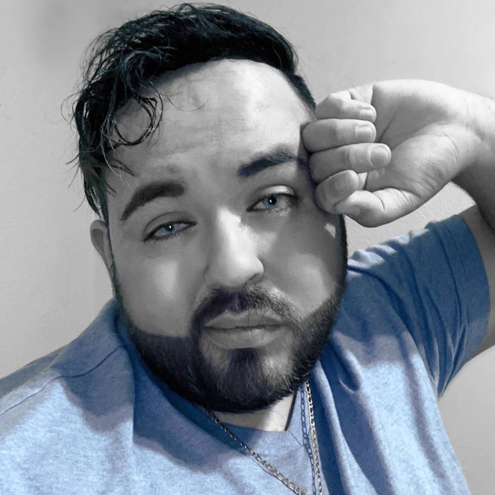 Meet your Posher, Adrian